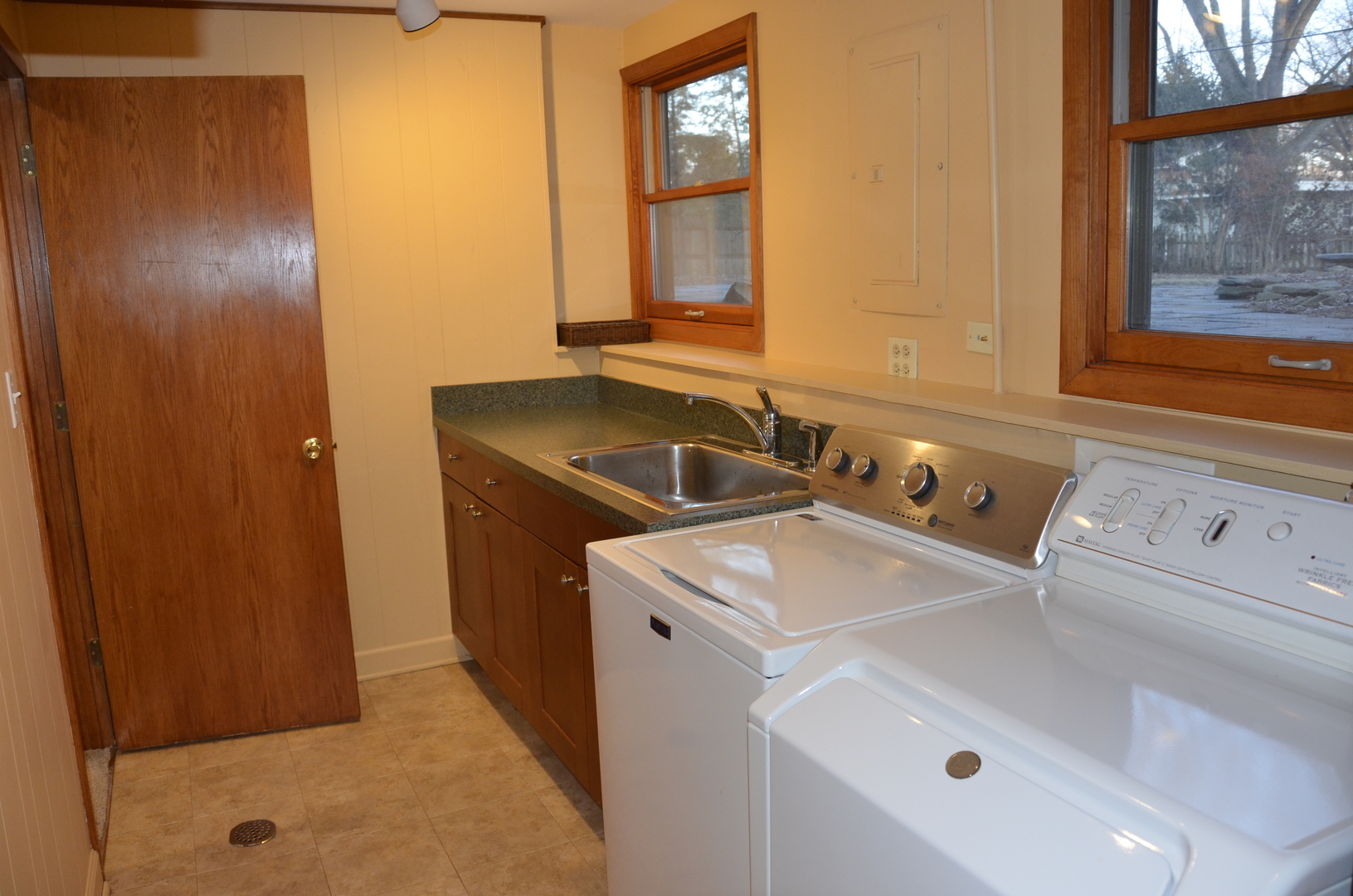 324 West Gartner Road Naperville, IL 60540 - Photo 9 of 18