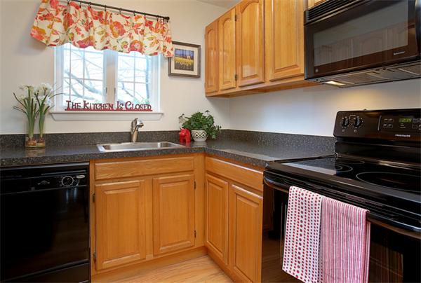 6 Janet Road, Unit 6 Easton, MA 02375 - Photo 1 of 12 Gallery Image 1