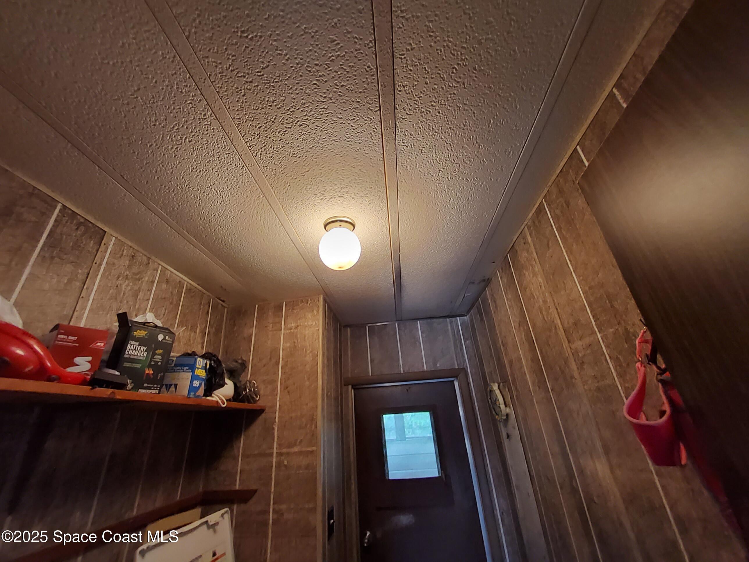 522 Clearview Drive Cocoa, FL 32927 - Photo 10 of 43 a view of a entryway