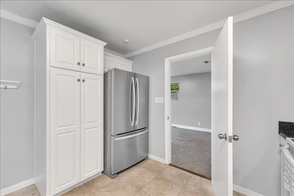 4559 Oakley Pirkle Road Martinez, GA 30907 - Photo 11 of 27 Kitchen