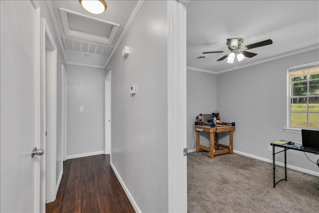 4559 Oakley Pirkle Road Martinez, GA 30907 - Photo 15 of 27 Hallway view into guest BR3