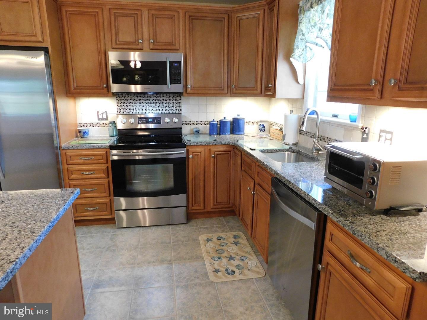 59 King Pen Road Nottingham, PA 19362 - Photo 4 of 17 Kitchen