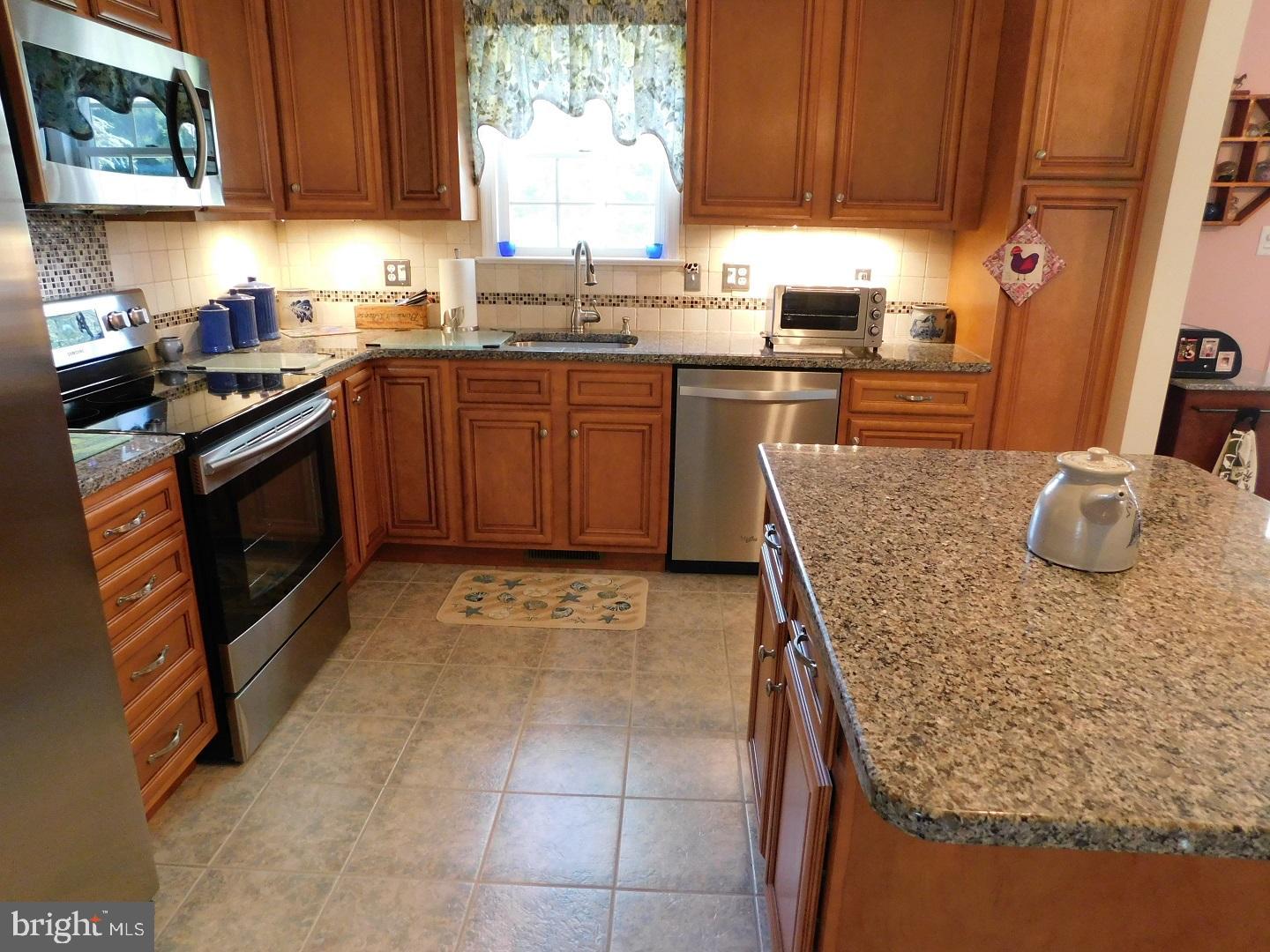 59 King Pen Road Nottingham, PA 19362 - Photo 5 of 17 Kitchen