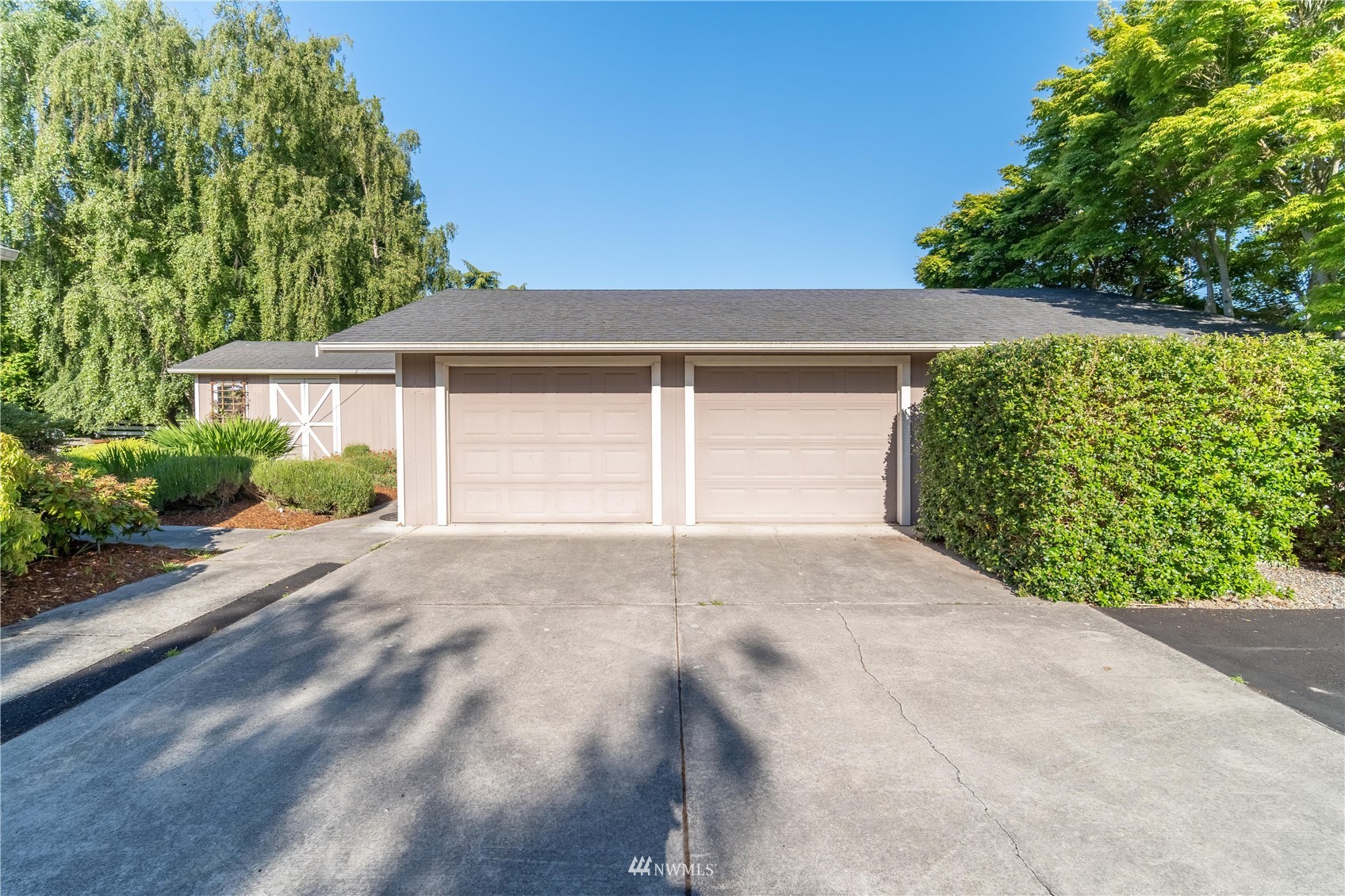 2192 Finn Hall Road Port Angeles, WA 98362 - Photo 26 of 40 a house with a yard