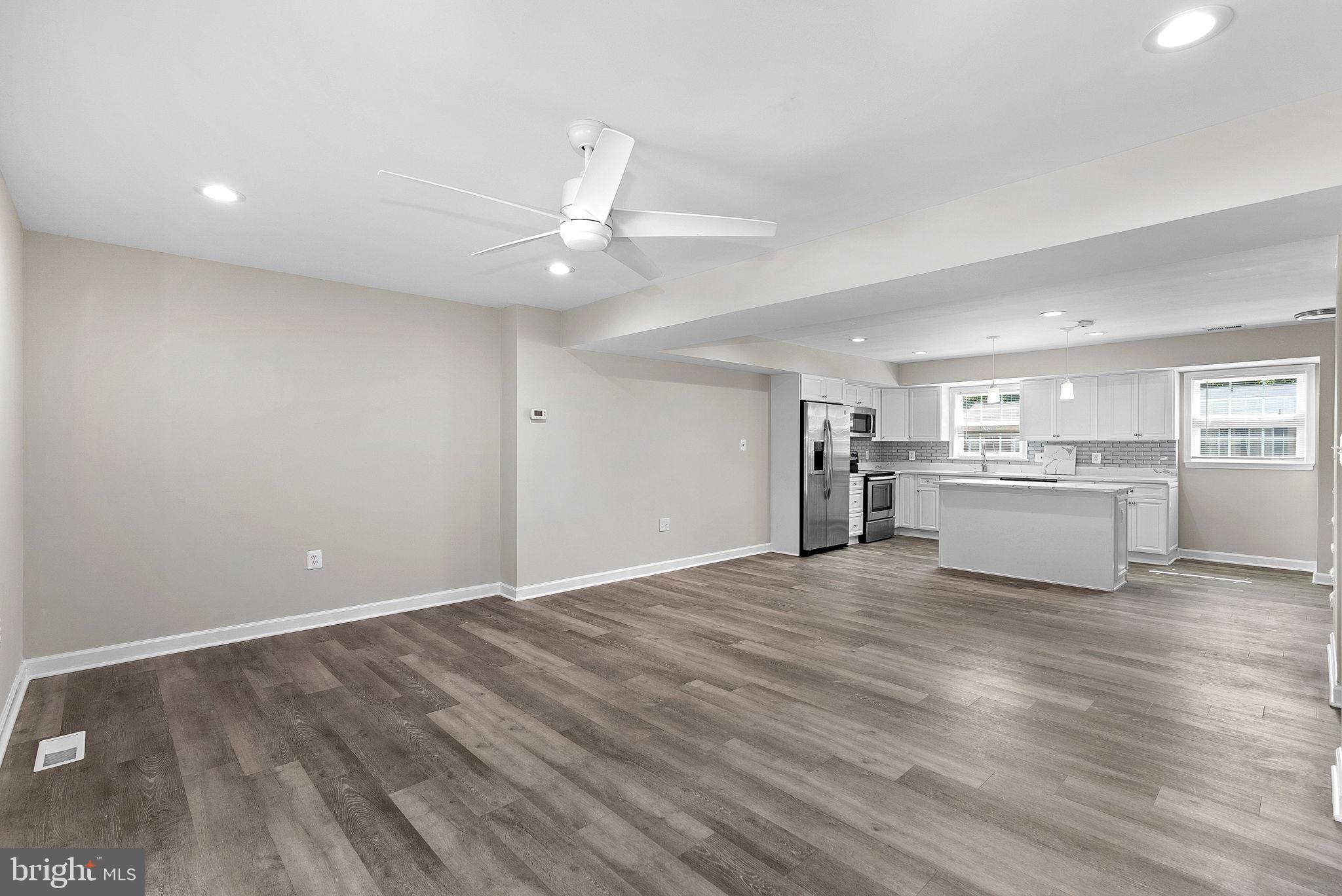 6612 Burlington Place Springfield, VA 22152 - Photo 10 of 54