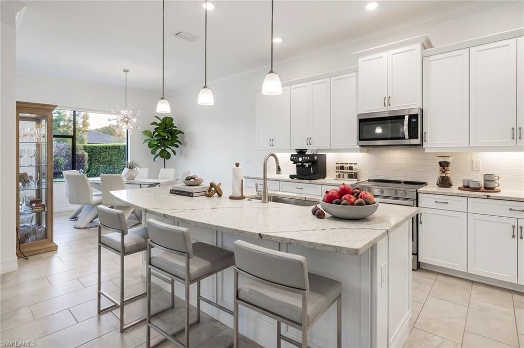 28105 Captiva Shell Loop Bonita Springs, FL 34135 - Photo 12 of 38