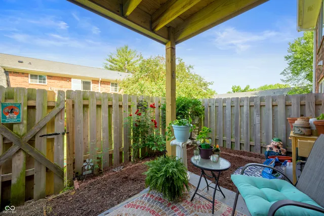 $109,000 | 6454 Park Central Way, Unit B, Indianapolis, IN 46260