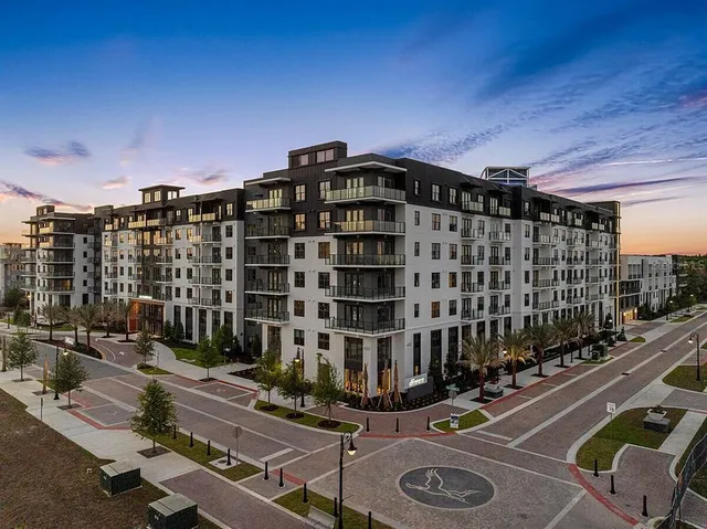 $1,975 | 425 Centerpointe Circle, Unit A1, Altamonte Springs, FL 32701