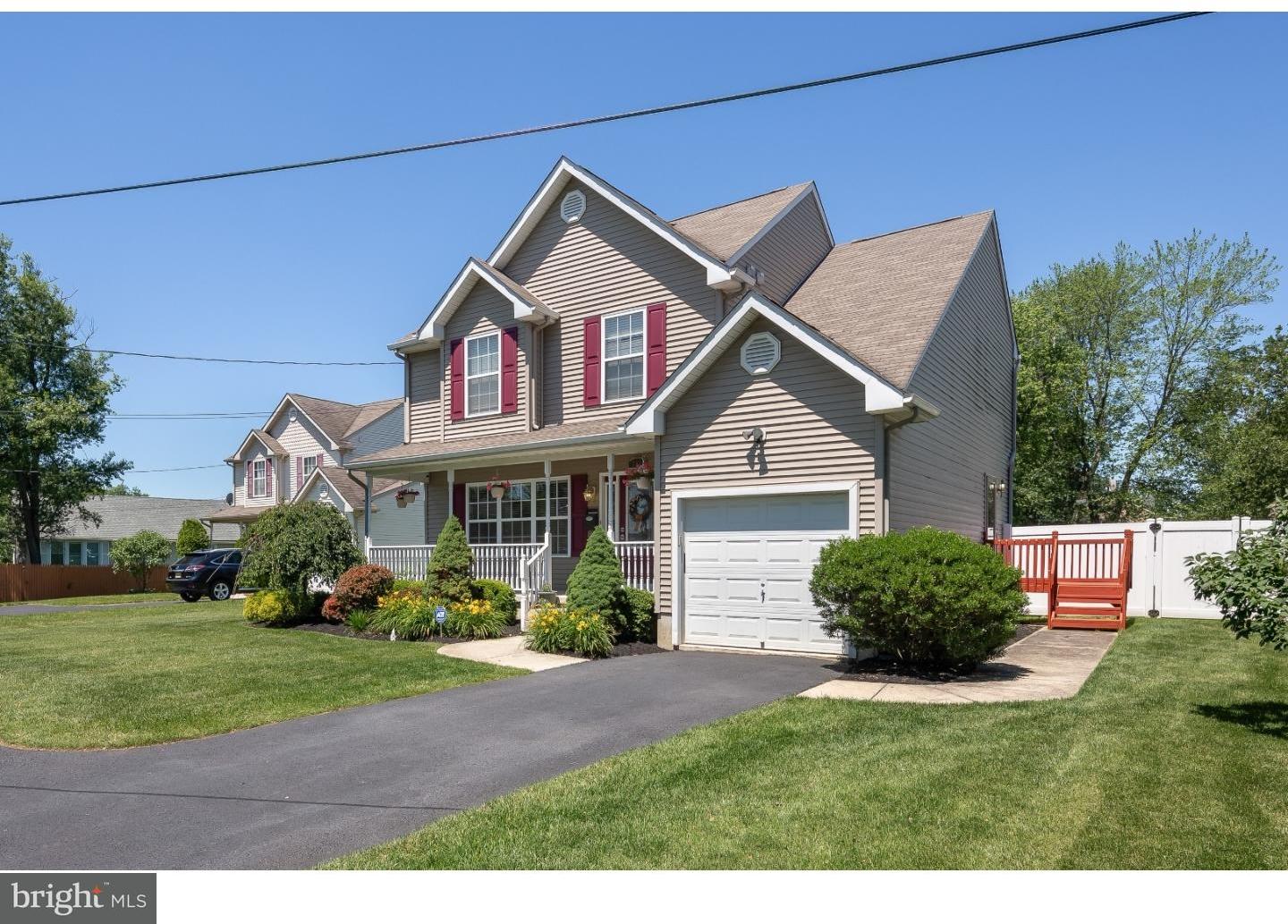 701 West Evesham Road Runnemede, NJ 08078 - Photo 2 of 25 Gallery Image 2