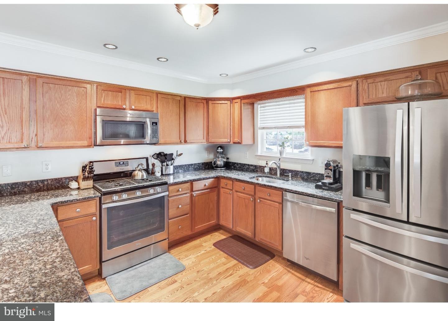 701 West Evesham Road Runnemede, NJ 08078 - Photo 7 of 25 Gallery Image 7