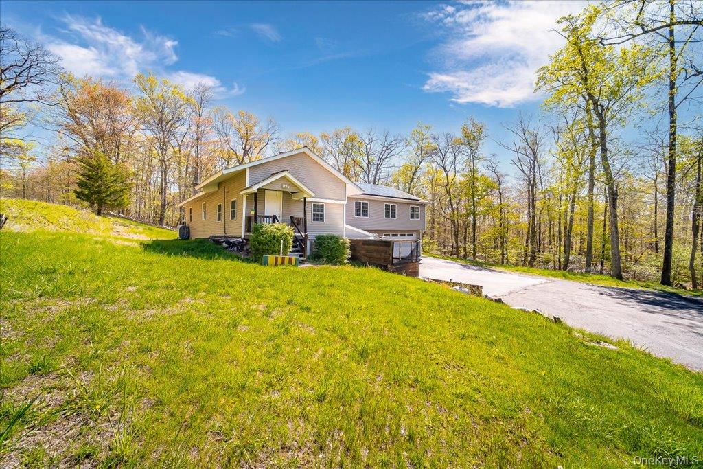 80 Jones Road Pine Bush, NY 12566 - Photo 3 of 44