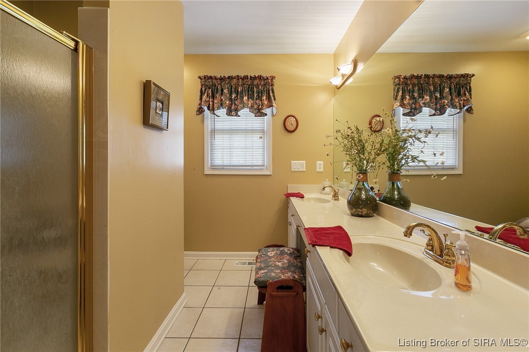 2001 Spring Creek Drive Floyds Knobs, IN 47119 - Photo 52 of 63 Master bathroom!