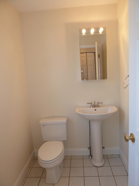 63 Wheelock Road Waltham, MA 02453 - Photo 8 of 22 Gallery Image 8
