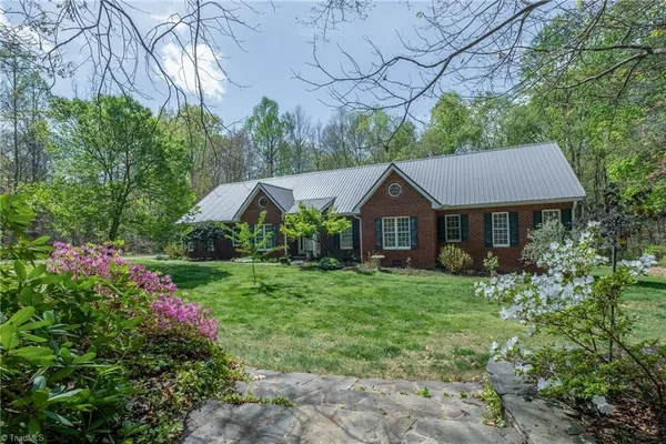 $683,000 | 3227 North Us Highway, Mocksville, NC 27028