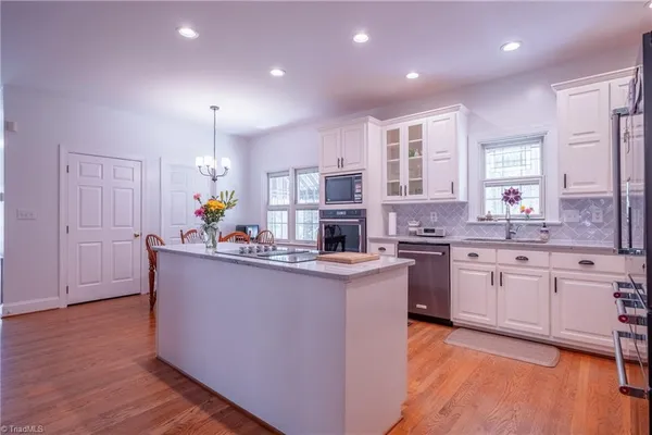 $683,000 | 3227 North Us Highway, Mocksville, NC 27028