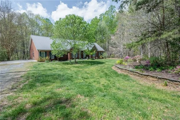 $683,000 | 3227 North Us Highway, Mocksville, NC 27028