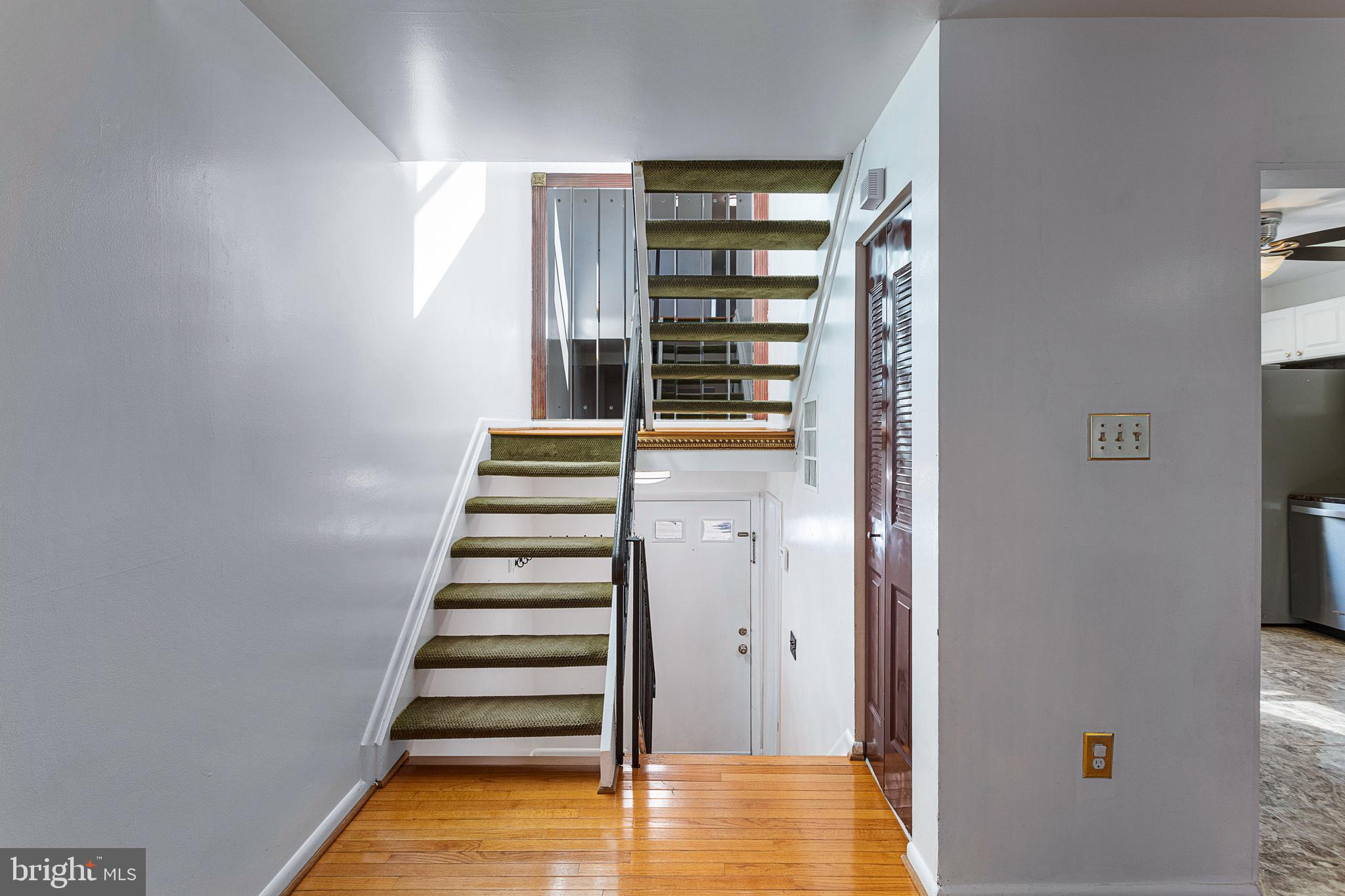 7410 Pohick Road Lorton, VA 22079 - Photo 13 of 38 Gallery Image 13