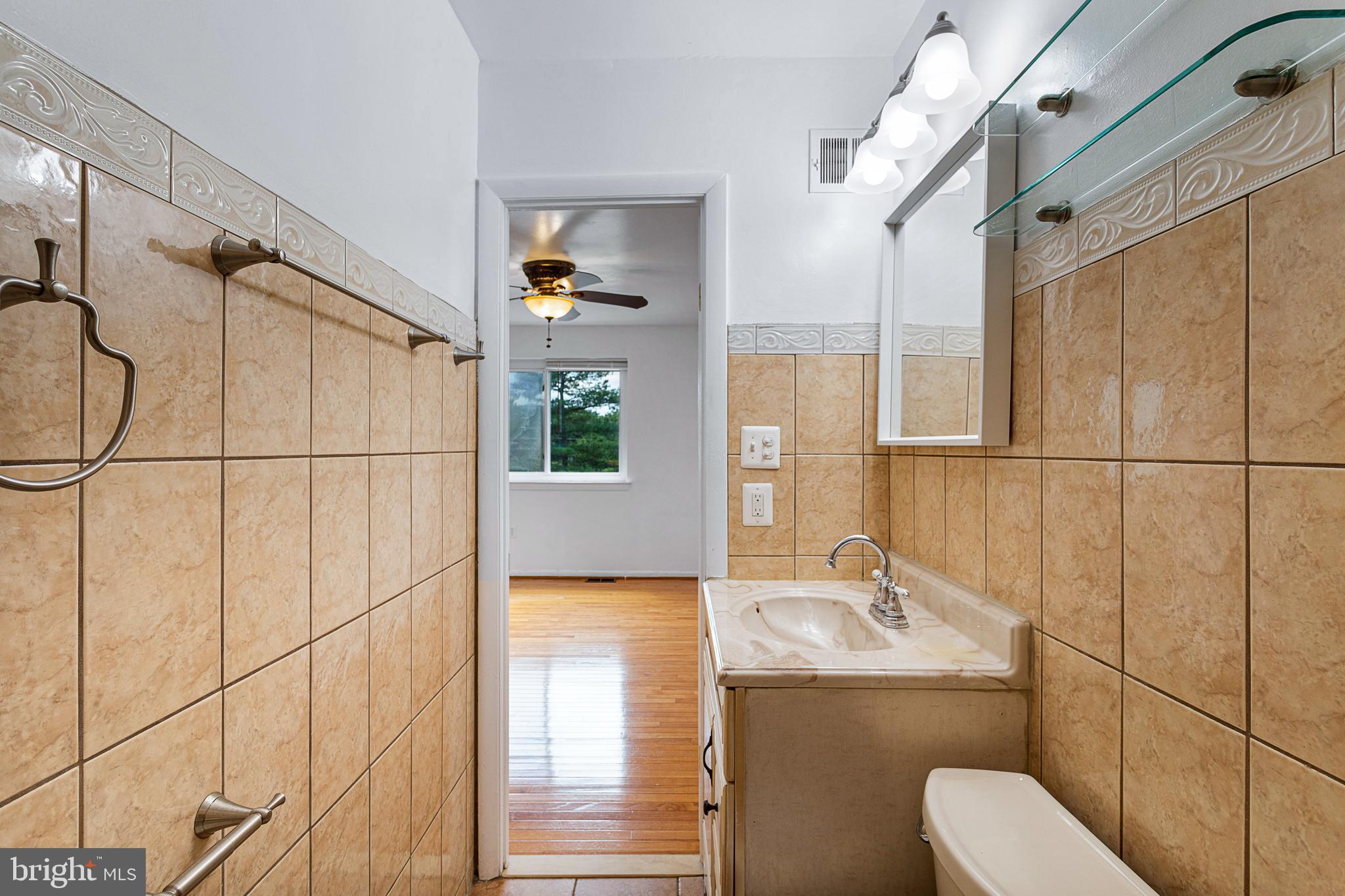 7410 Pohick Road Lorton, VA 22079 - Photo 18 of 38 Gallery Image 18