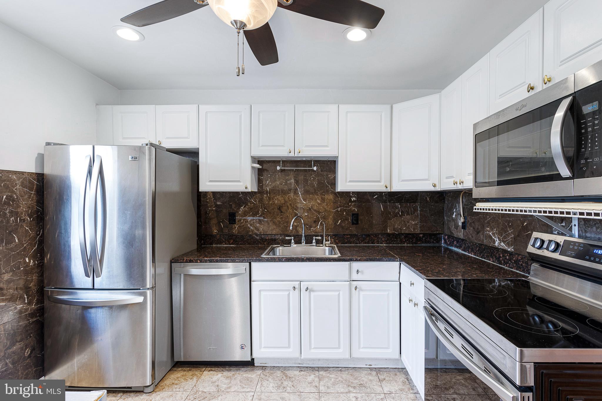 7410 Pohick Road Lorton, VA 22079 - Photo 5 of 38 Gallery Image 5