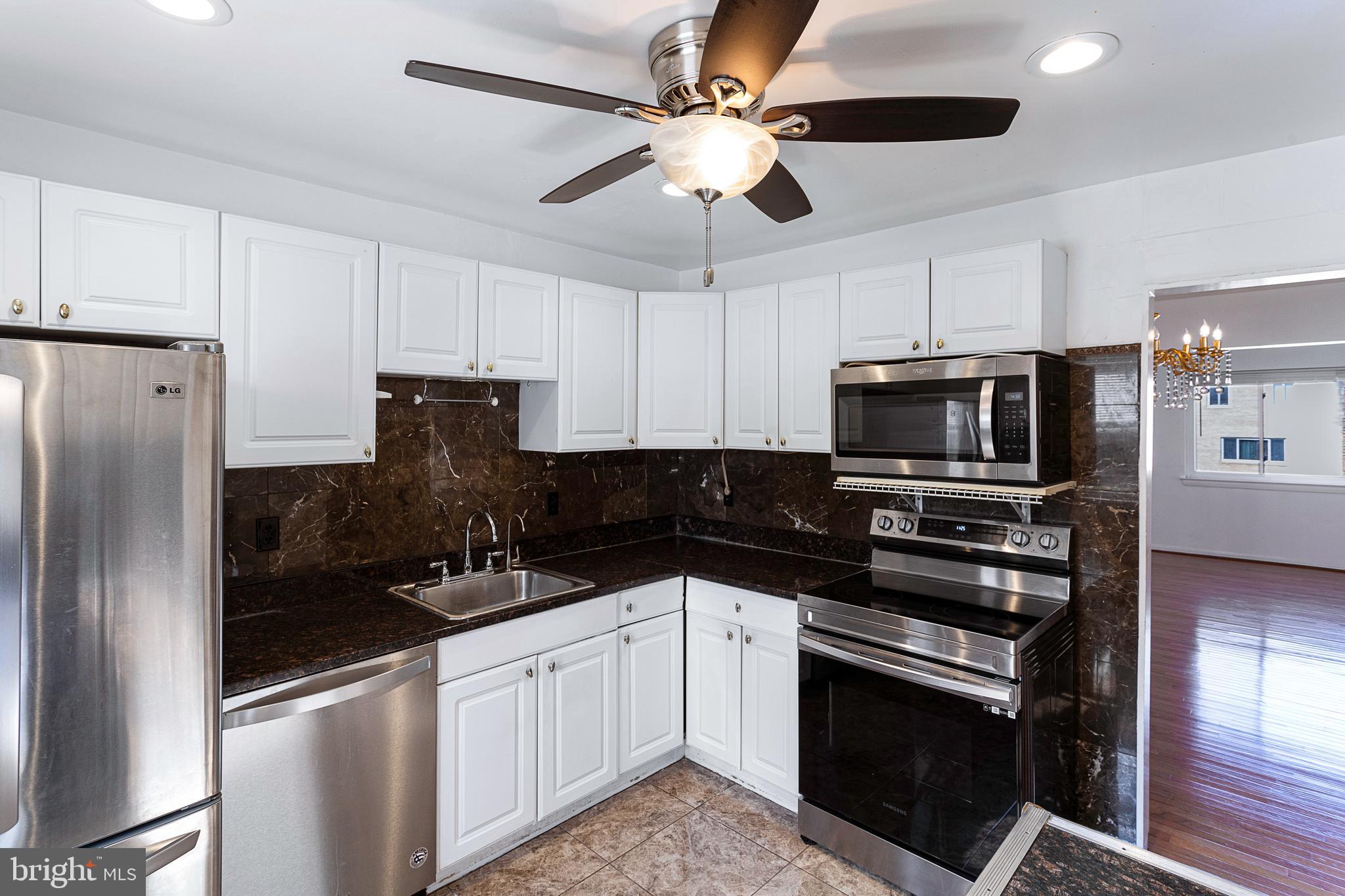 7410 Pohick Road Lorton, VA 22079 - Photo 6 of 38 Gallery Image 6