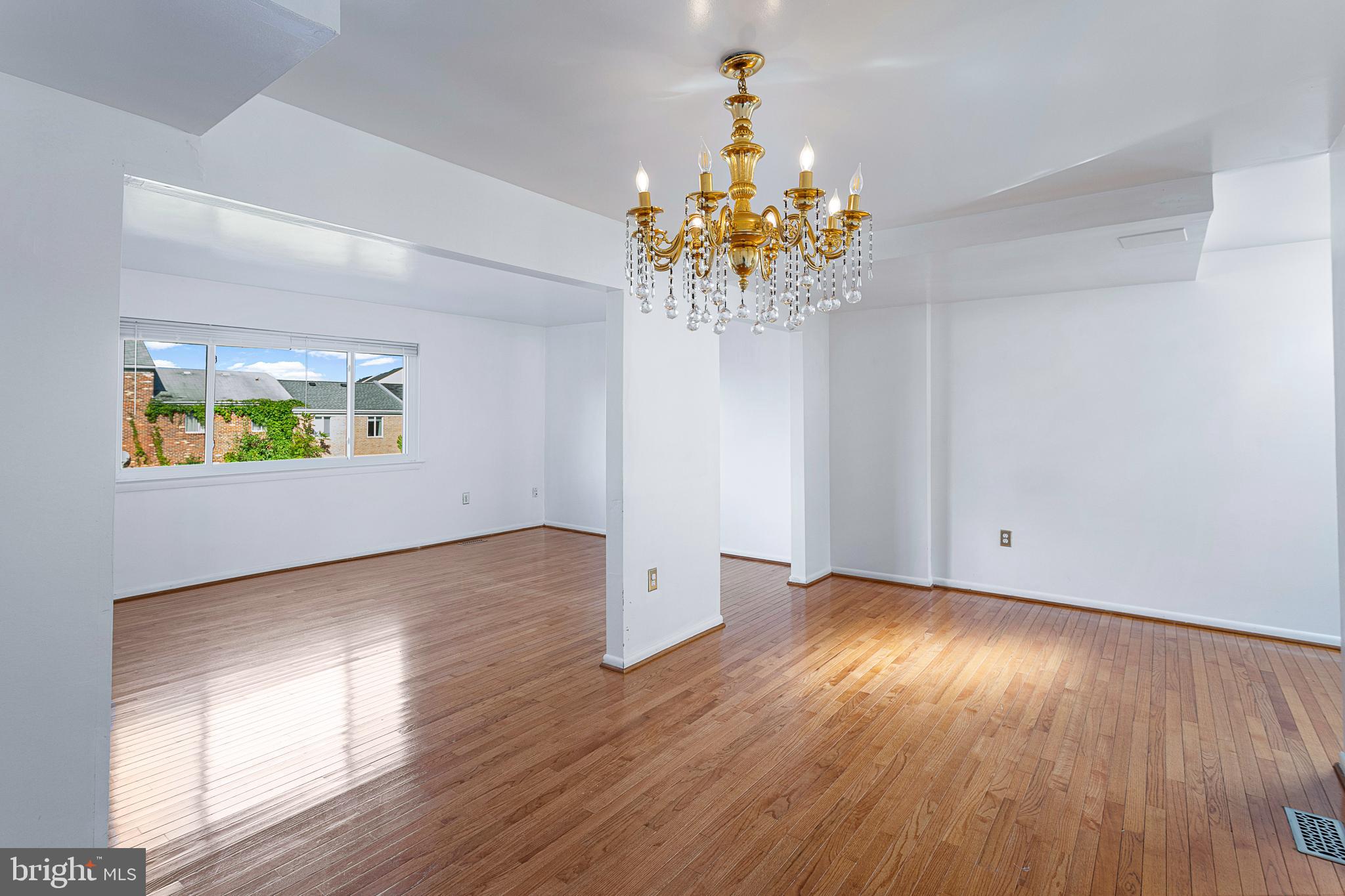 7410 Pohick Road Lorton, VA 22079 - Photo 7 of 38 Gallery Image 7