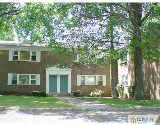 161 Evergreen Road, Unit 13B Edison, NJ 08837 - Photo 1 of 2 Gallery Image 1