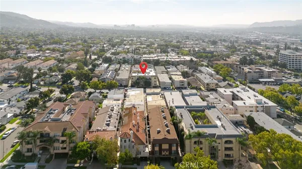 $730,000 | 626 East Orange Grove Avenue, Unit 204, Burbank, CA 91501