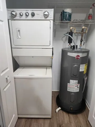 $179,000 | 148 Bertram Drive, Unit F, Yorkville, IL 60560