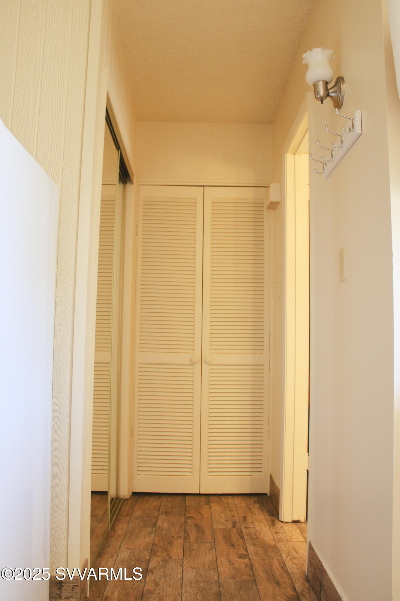 4140 East Cliffside Trail, Unit D Rimrock, AZ 86335 - Photo 11 of 20 20250124_092703000_iOS