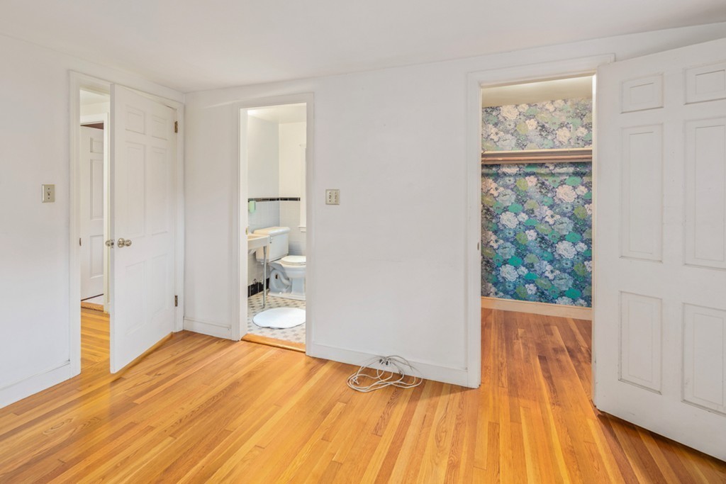 27 Brewster Road Hingham, MA 02043 - Photo 17 of 26 Gallery Image 17