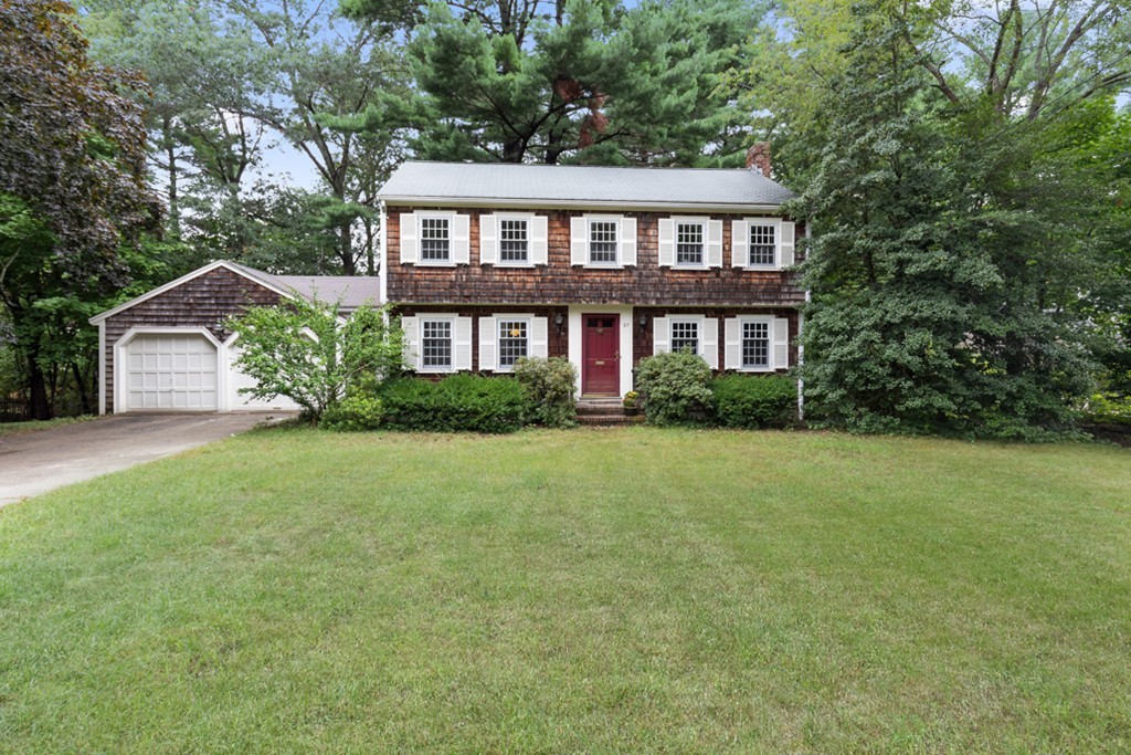 27 Brewster Road Hingham, MA 02043 - Photo 25 of 26 Gallery Image 25
