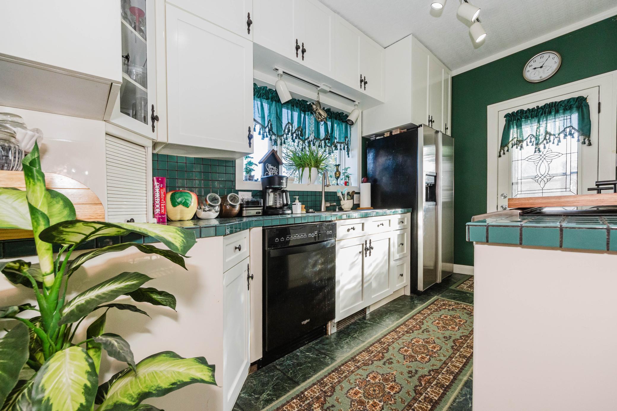 1053 Lake Avenue Detroit Lakes, MN 56501 - Photo 13 of 83