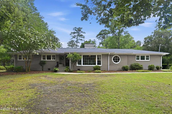 $505,000 | 406 Country Club Drive, Jacksonville, NC 28546