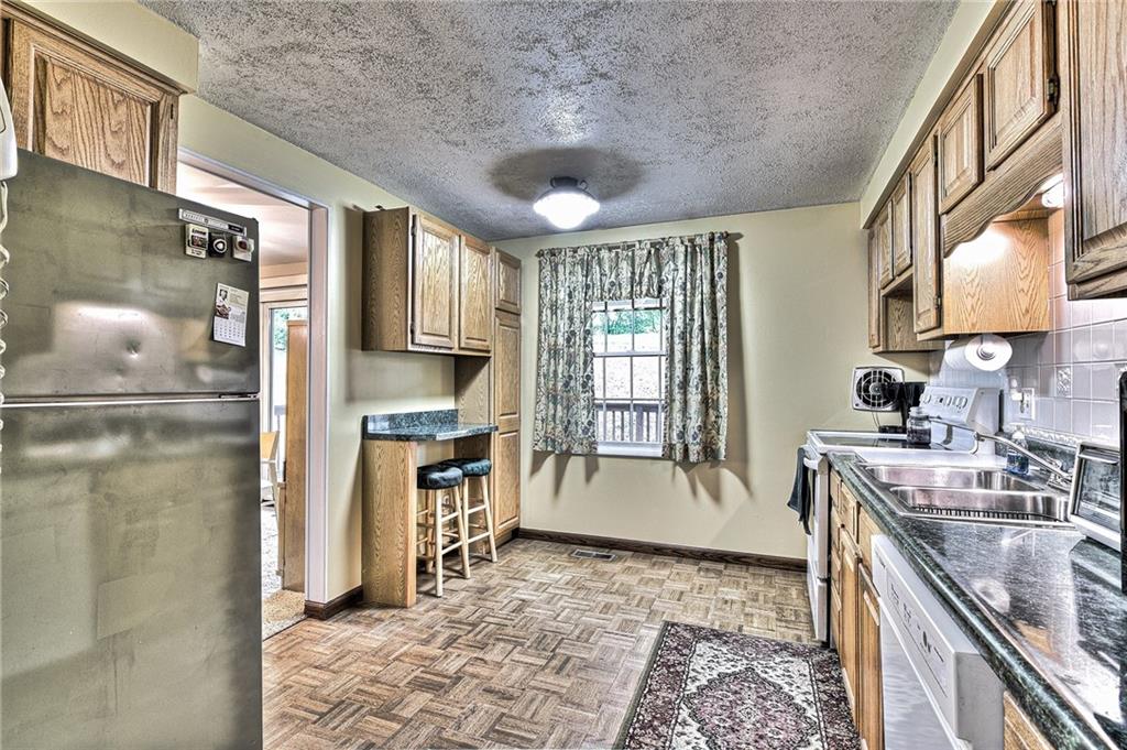 123 Blackshire Road Butler, PA 16001 - Photo 13 of 24 Gallery Image 13