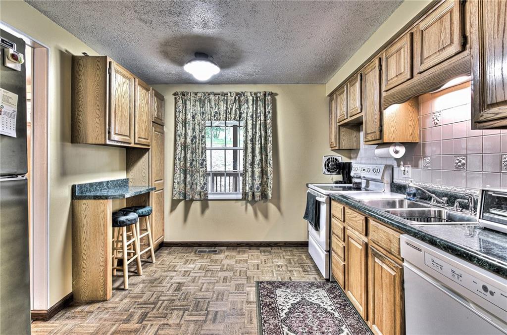 123 Blackshire Road Butler, PA 16001 - Photo 15 of 24 Gallery Image 15