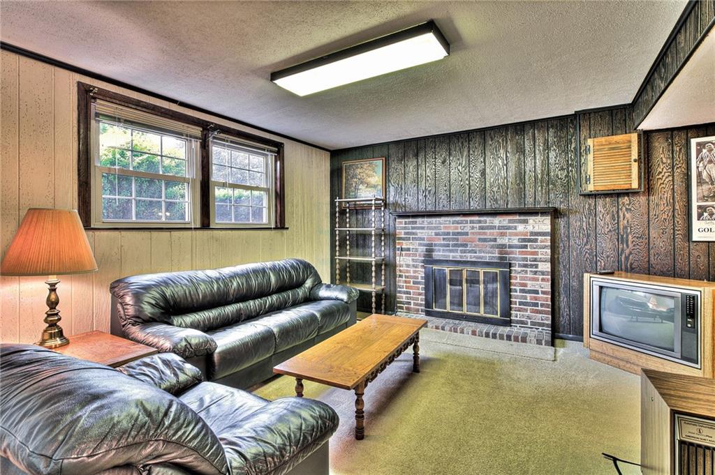 123 Blackshire Road Butler, PA 16001 - Photo 21 of 24 Gallery Image 21