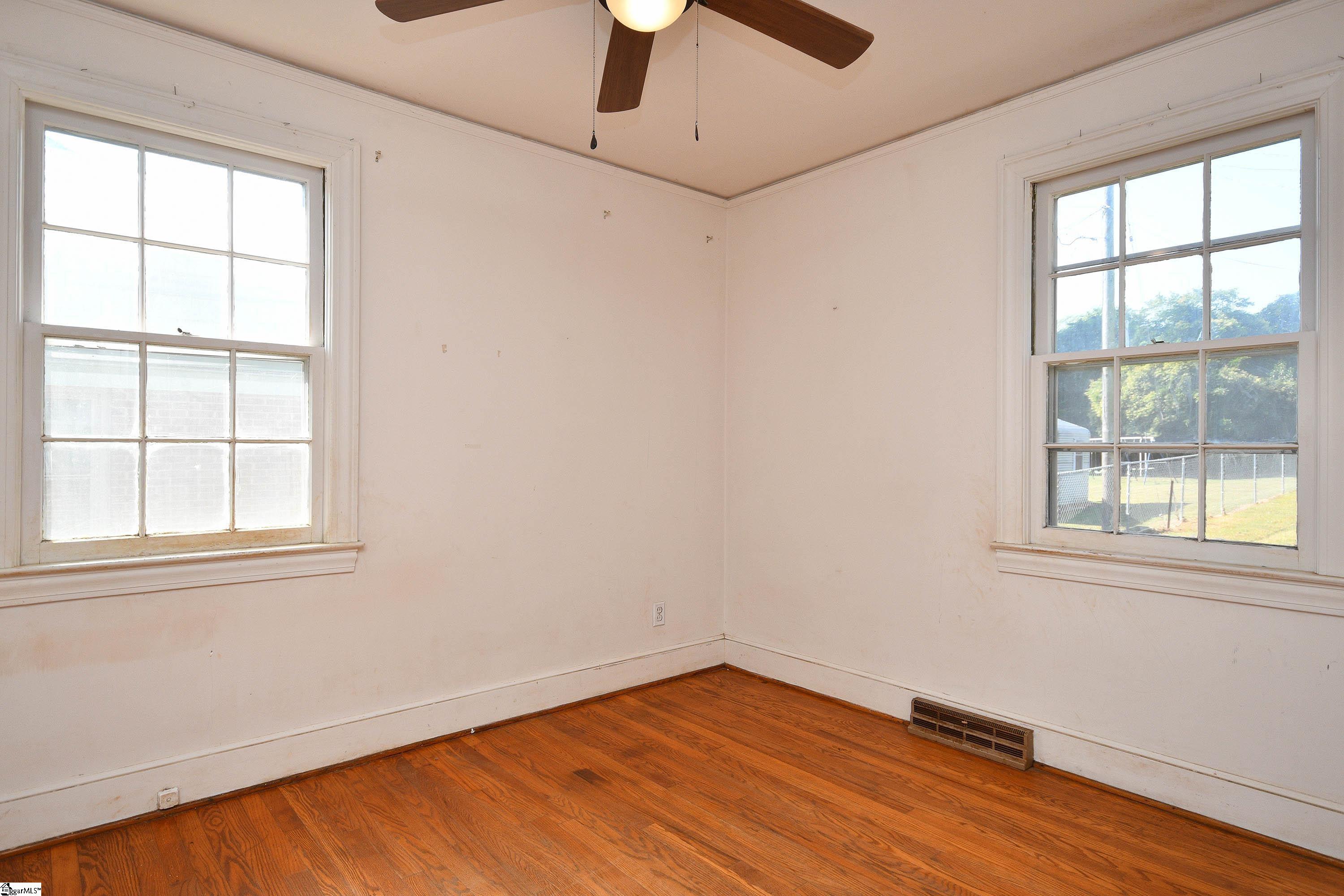 2705 Lane Avenue Anderson, SC 29621 - Photo 13 of 18