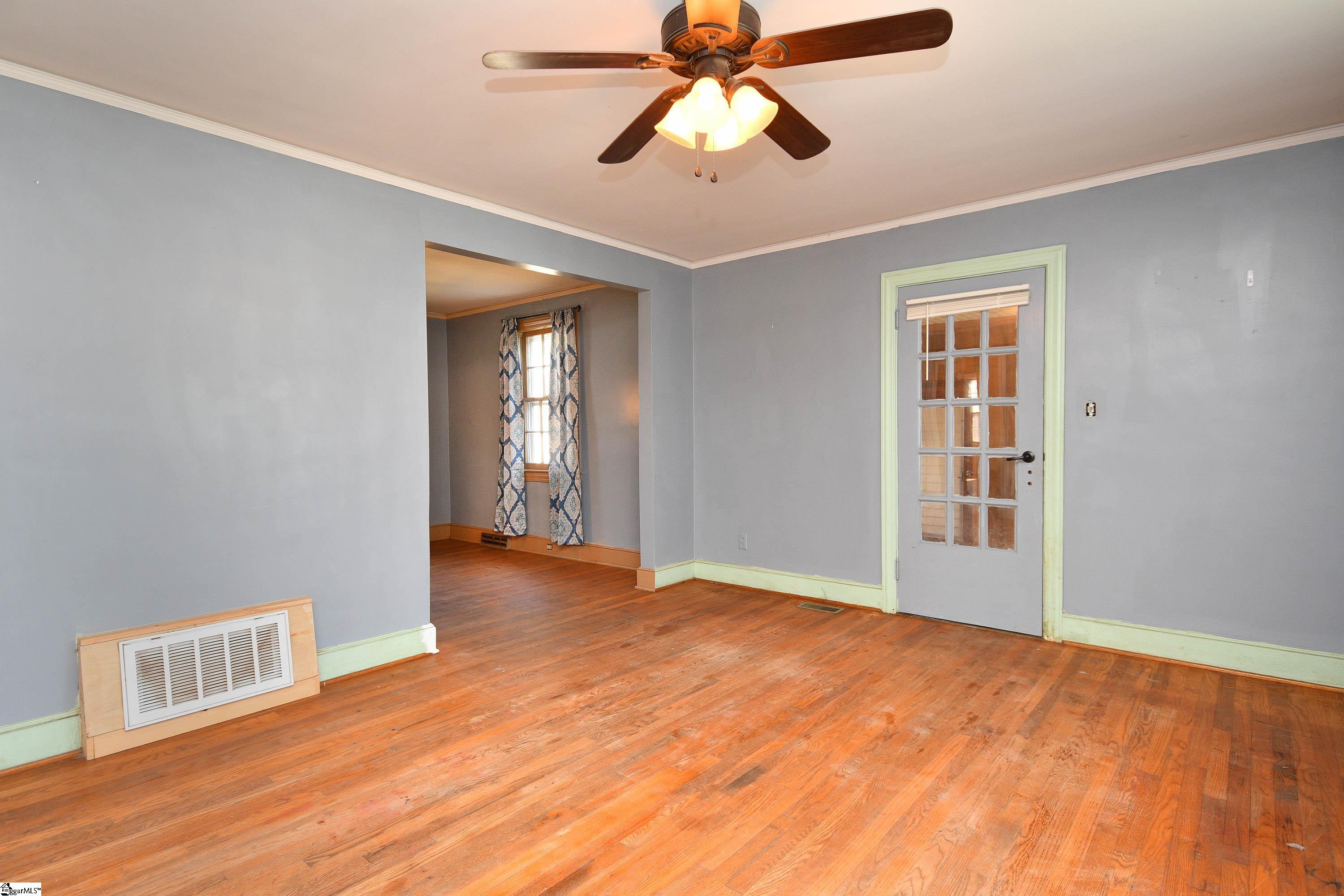 2705 Lane Avenue Anderson, SC 29621 - Photo 2 of 18