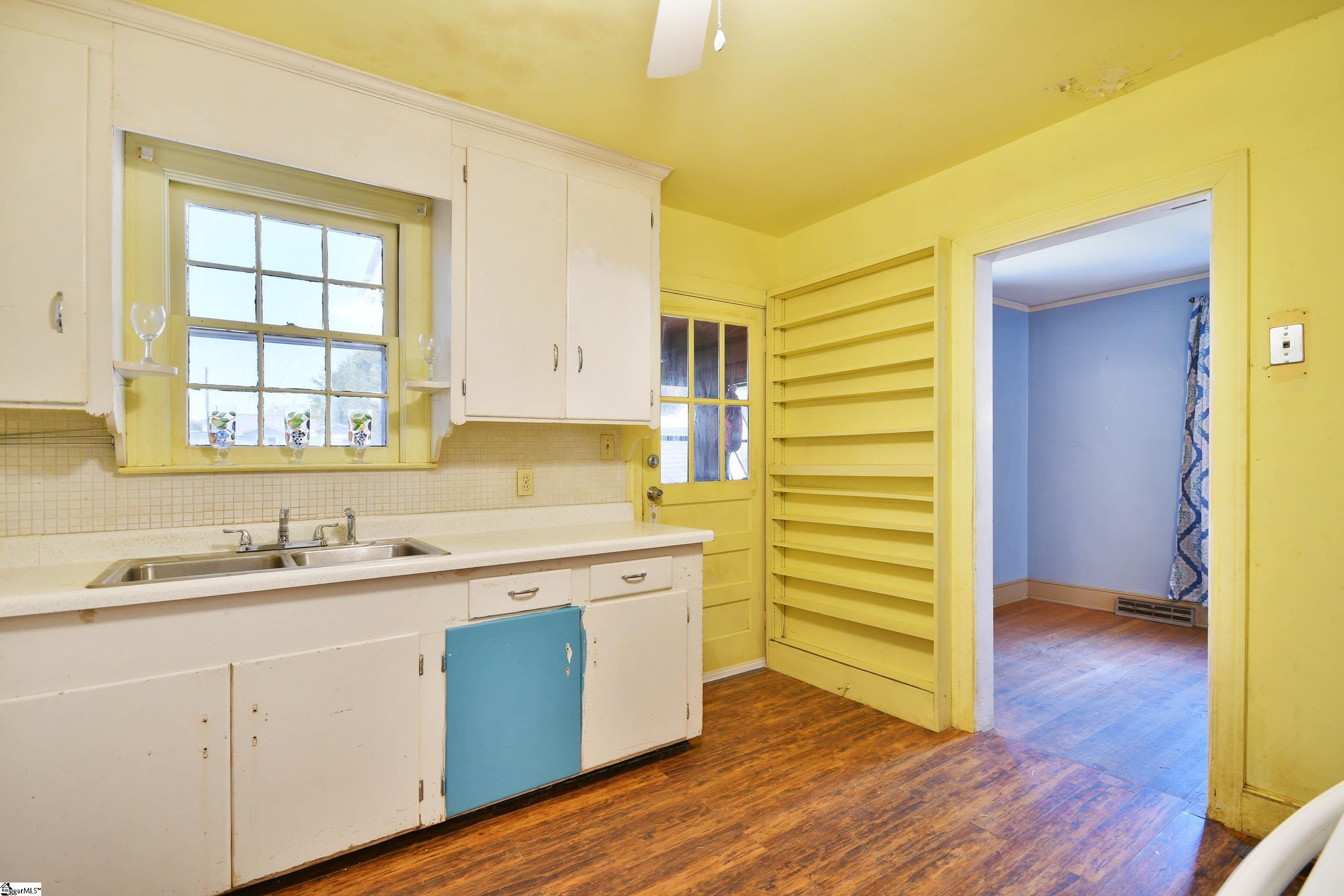 2705 Lane Avenue Anderson, SC 29621 - Photo 7 of 18