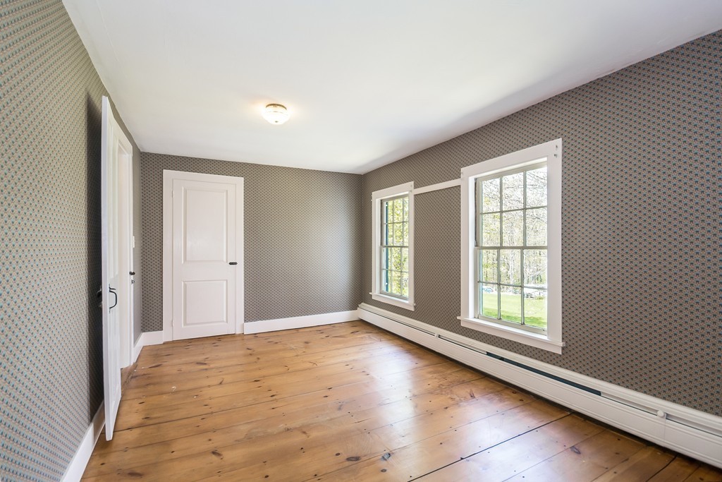 101 Chestnut Plain Road Whately, MA 01093 - Photo 15 of 30 Gallery Image 15