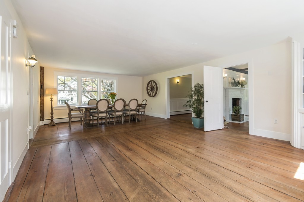 101 Chestnut Plain Road Whately, MA 01093 - Photo 4 of 30 Gallery Image 4