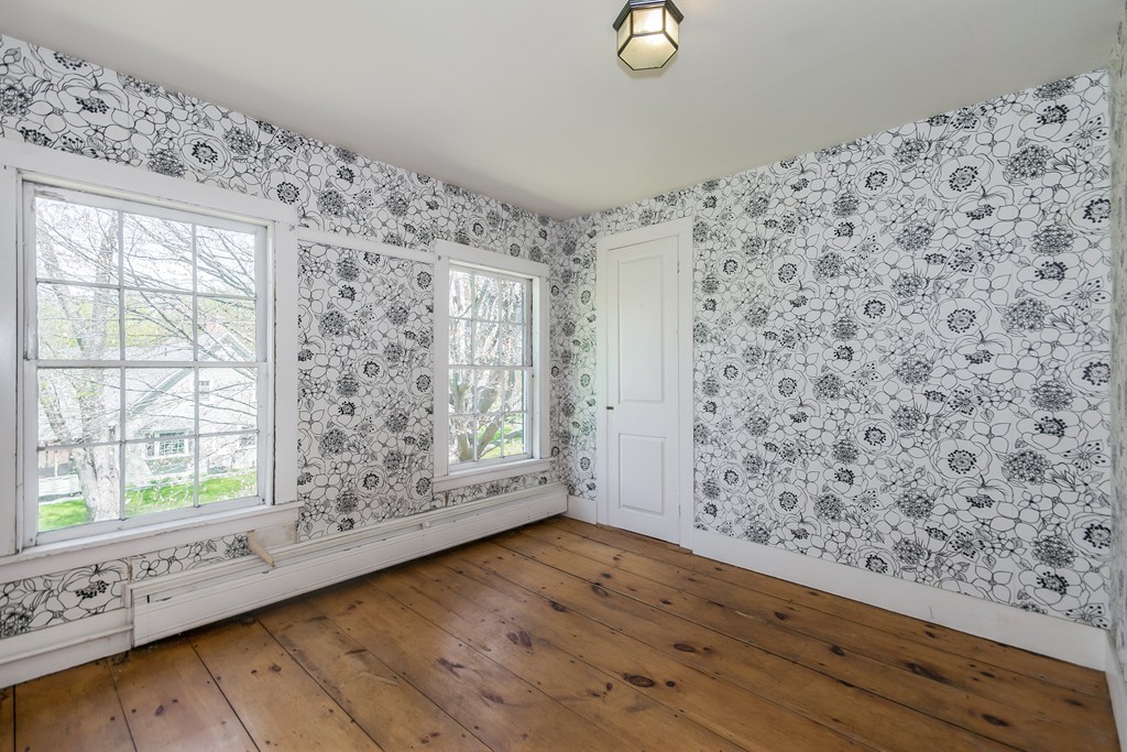 101 Chestnut Plain Road Whately, MA 01093 - Photo 10 of 30 Gallery Image 10