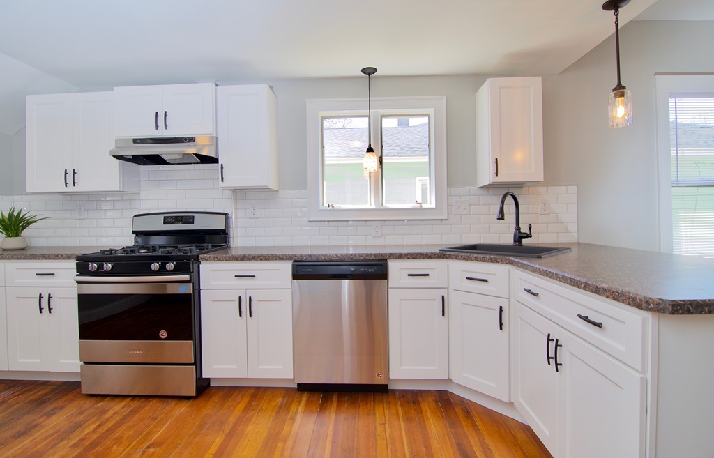 77 Huron Street Springfield, MA 01104 - Photo 1 of 30