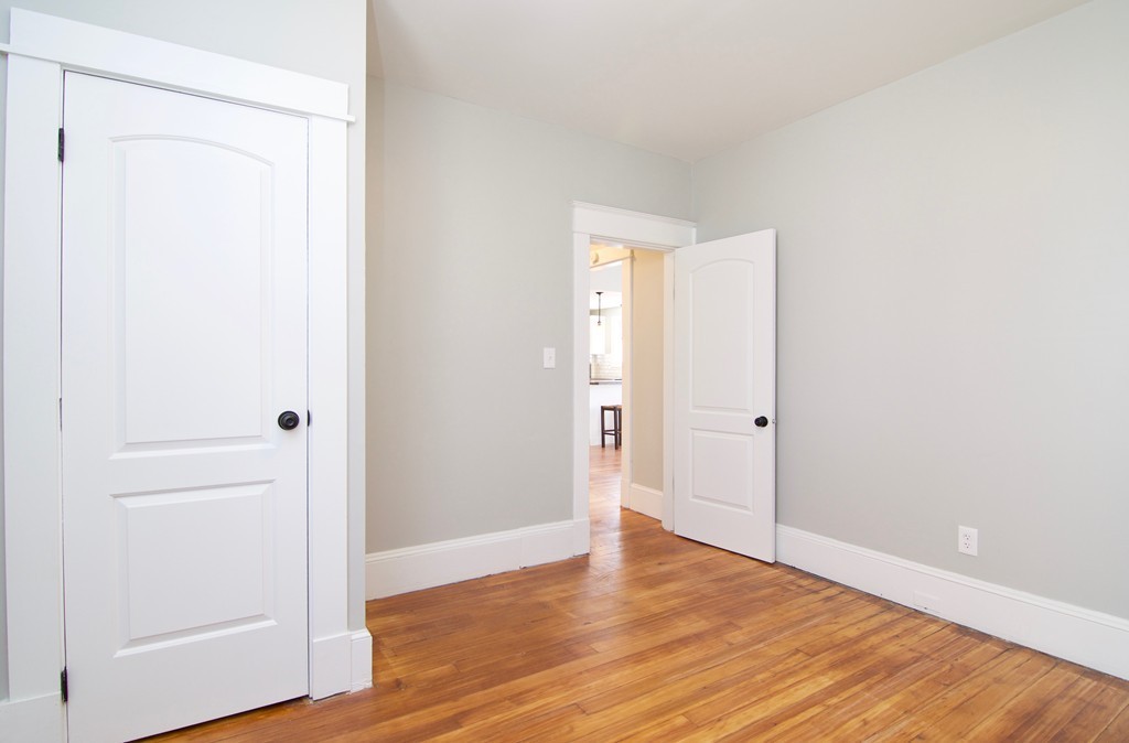77 Huron Street Springfield, MA 01104 - Photo 16 of 30