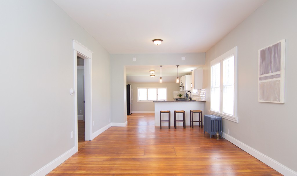 77 Huron Street Springfield, MA 01104 - Photo 8 of 30
