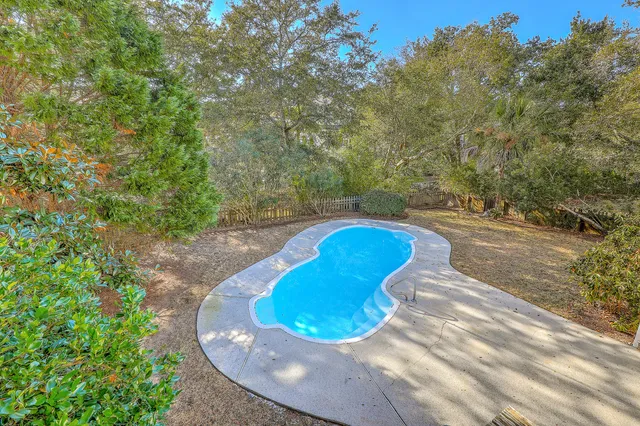 $2,450,000 | 7 Seahorse Court, Isle of Palms, SC 29451