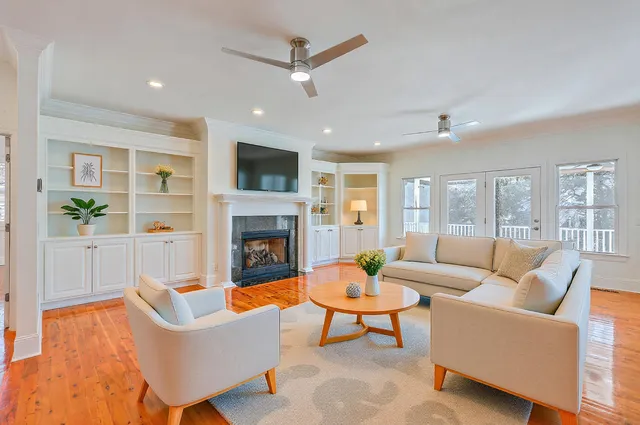 $2,450,000 | 7 Seahorse Court, Isle of Palms, SC 29451