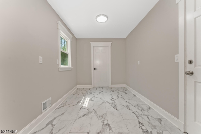 56 Mountainside Road Mendham, NJ 07945 - Photo 25 of 47