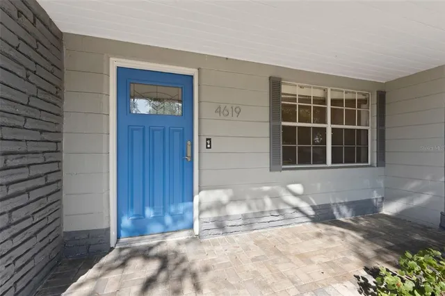 $2,900 | 4619 West Bay Villa Avenue, Tampa, FL 33611