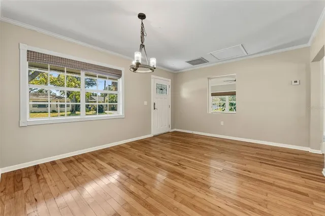 $2,900 | 4619 West Bay Villa Avenue, Tampa, FL 33611